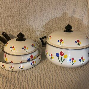 Bundle Vintage 1985 Tulip Tyme Enamel Pots Stove Top Cookwear From Spain (6 Pcs)